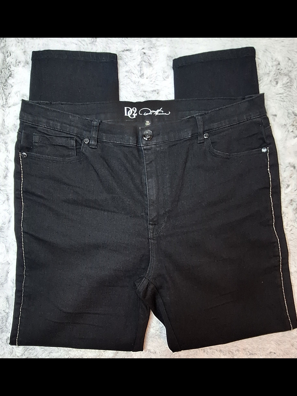 DG2 Diane Gilman Virtual Stretch Chain Trim Black Straight Leg Jeans Size 16